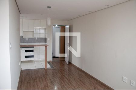 Sala de apartamento para alugar com 2 quartos, 57m² em Parque Maracana, Contagem