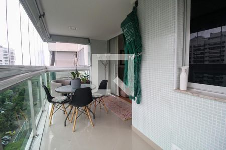 Varanda de apartamento para alugar com 2 quartos, 74m² em Jacarepaguá, Rio de Janeiro