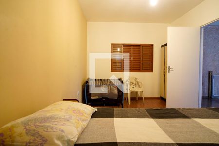 Casa para alugar com 265m², 4 quartos e 5 vagasSuíte