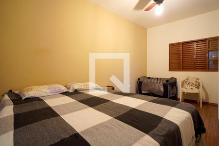 Suíte de casa para alugar com 4 quartos, 265m² em Jardim São Judas Tadeu, Sorocaba