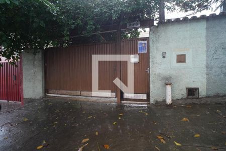 Casa para alugar com 265m², 4 quartos e 5 vagasFachada