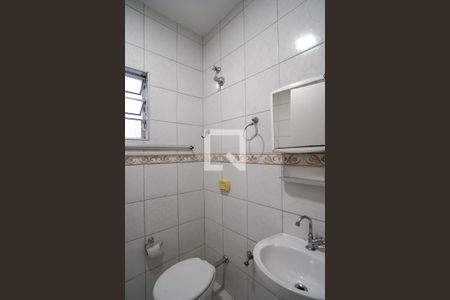 Casa para alugar com 265m², 4 quartos e 5 vagasBanheiro da Suíte 2