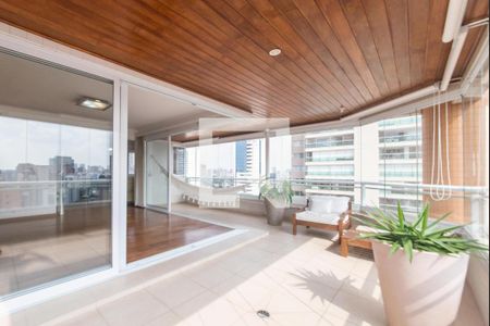 Varanda de apartamento à venda com 4 quartos, 205m² em Cidade Monções, São Paulo