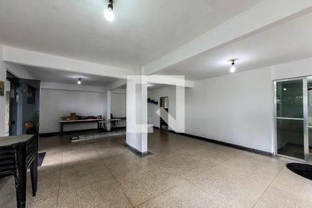 Apartamento para alugar com 70m², 2 quartos e sem vagaSalão de Festas
