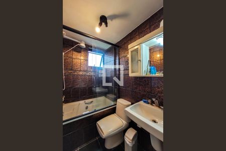 Apartamento para alugar com 70m², 2 quartos e sem vagaBanheiro