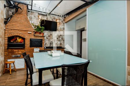 Casa à venda com 200m², 3 quartos e 4 vagasEspaço Gourmet