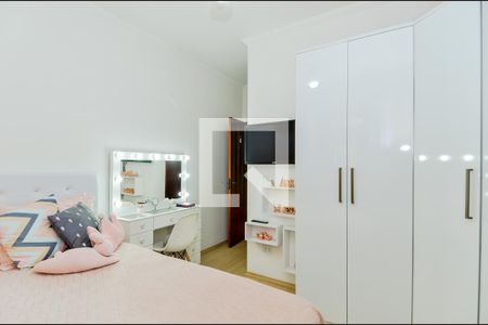 Casa à venda com 200m², 3 quartos e 4 vagasSuíte 1