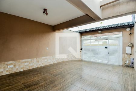 Casa à venda com 200m², 3 quartos e 4 vagasGaragem