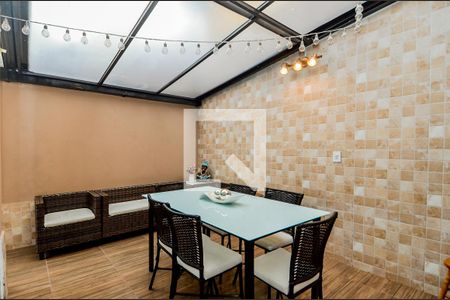 Casa à venda com 200m², 3 quartos e 4 vagasEspaço Gourmet