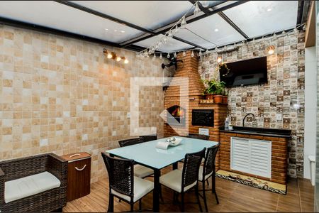 Casa à venda com 200m², 3 quartos e 4 vagasEspaço Gourmet