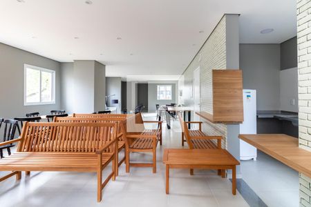 Apartamento à venda com 43m², 2 quartos e 1 vaga Apartamento à venda com 43m², 2 quartos e 1 vagaÁrea comum - Salão de festas