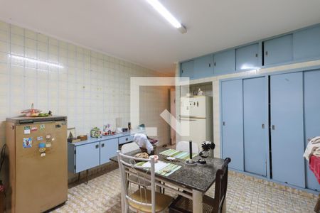 Casa à venda com 105m², 3 quartos e 2 vagasCozinha