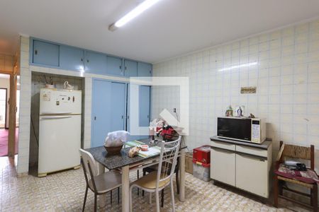 Casa à venda com 105m², 3 quartos e 2 vagasCozinha