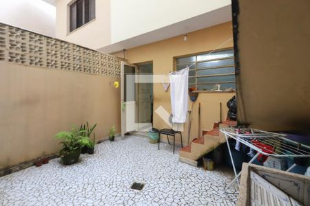 Casa à venda com 105m², 3 quartos e 2 vagasQuintal