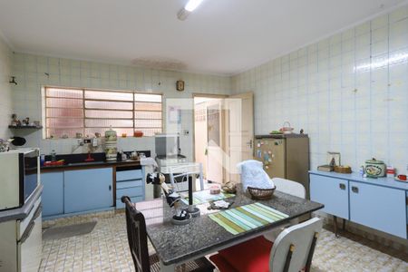 Casa à venda com 105m², 3 quartos e 2 vagasCozinha