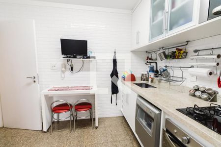 Apartamento à venda com 85m², 2 quartos e 2 vagas Apartamento à venda com 85m², 2 quartos e 2 vagasCozinha