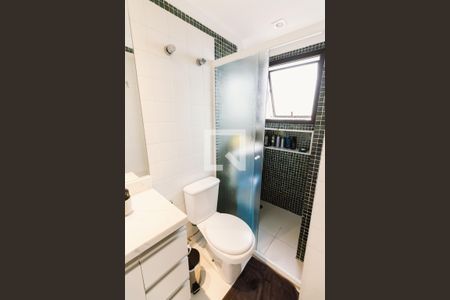 Apartamento à venda com 85m², 2 quartos e 2 vagas Apartamento à venda com 85m², 2 quartos e 2 vagasBanheiro da Suíte 1