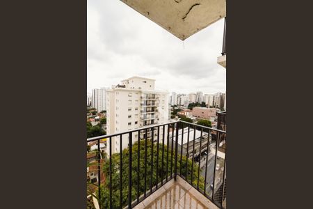 Apartamento à venda com 85m², 2 quartos e 2 vagas Apartamento à venda com 85m², 2 quartos e 2 vagasQuarto 2 Varanda