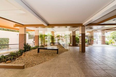 Apartamento à venda com 90m², 3 quartos e 2 vagas Apartamento à venda com 90m², 3 quartos e 2 vagasHall social