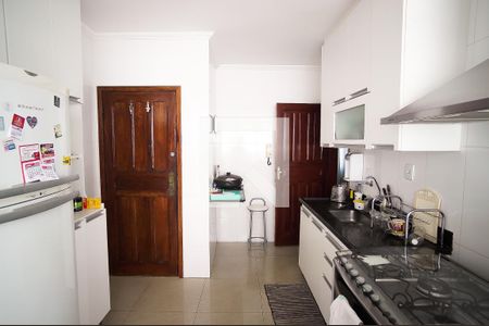 Apartamento à venda com 133m², 3 quartos e 2 vagasCozinha