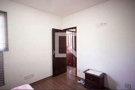 Quarto 2 de apartamento à venda com 3 quartos, 133m² em Ouro Preto, Belo Horizonte