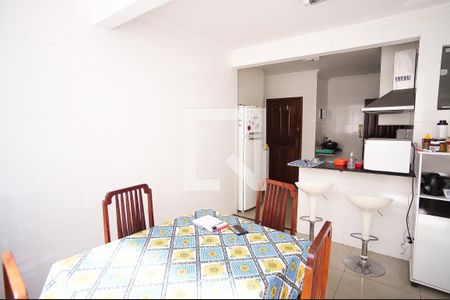 Apartamento à venda com 133m², 3 quartos e 2 vagasCozinha