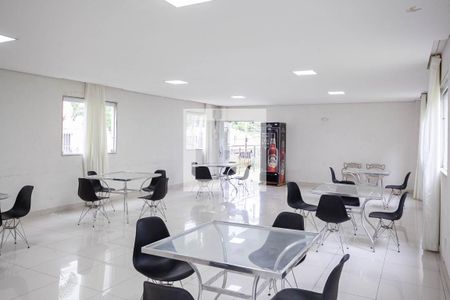 Apartamento para alugar com 45m², 2 quartos e 1 vagaÁrea comum - Salão de festas