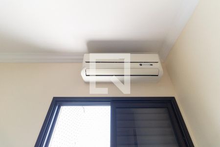 Apartamento à venda com 82m², 3 quartos e 2 vagasDetalhe da Suíte