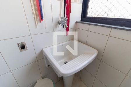 Apartamento à venda com 82m², 3 quartos e 2 vagasLavanderia