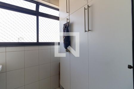 Apartamento à venda com 82m², 3 quartos e 2 vagasLavanderia