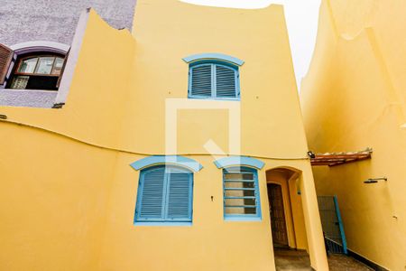 Casa à venda com 175m², 3 quartos e 2 vagasQuintal