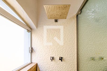 Casa à venda com 175m², 3 quartos e 2 vagasBanheiro Suíte