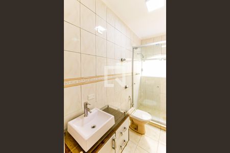 Casa à venda com 175m², 3 quartos e 2 vagasBanheiro