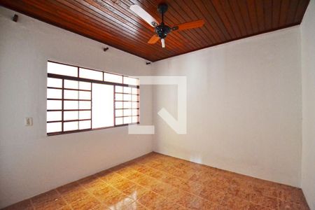 Casa à venda com 150m², 3 quartos e 4 vagasQuarto 3