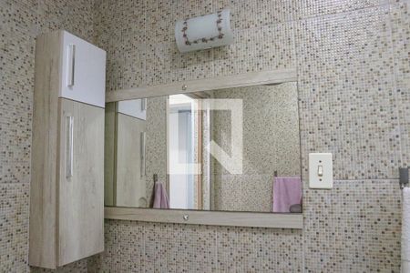 Casa à venda com 150m², 3 quartos e 2 vagasBanheiro 