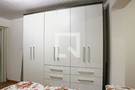 Casa à venda com 150m², 3 quartos e 2 vagasQuarto 