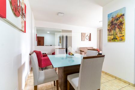 Apartamento à venda com 79m², 2 quartos e 1 vagaSala