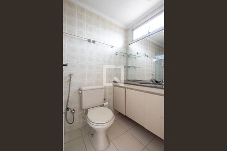 Apartamento à venda com 80m², 3 quartos e 2 vagasSuíte - Banheiro