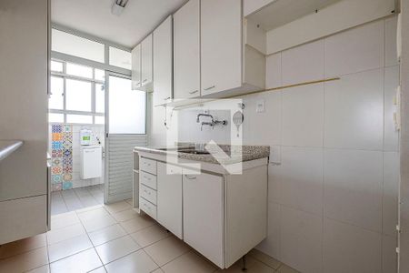 Apartamento à venda com 80m², 3 quartos e 2 vagasCozinha