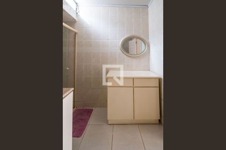 Casa à venda com 300m², 4 quartos e 10 vagasBanheiro Corredor