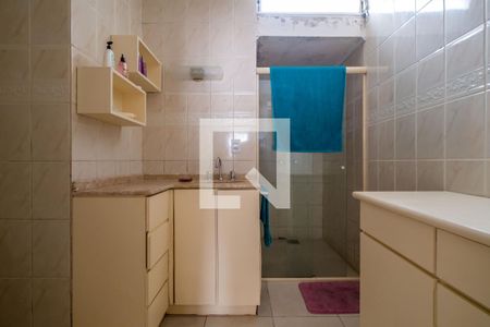 Casa à venda com 300m², 4 quartos e 10 vagasBanheiro Corredor