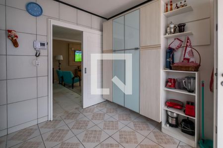 Casa à venda com 300m², 4 quartos e 10 vagasCozinha