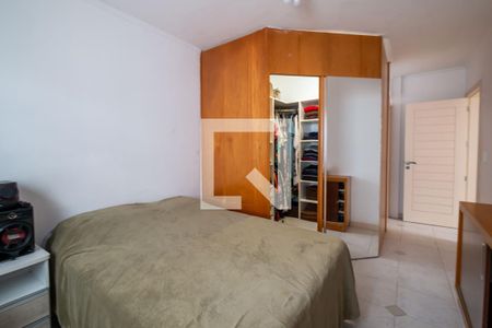 Casa à venda com 300m², 4 quartos e 10 vagasSuíte