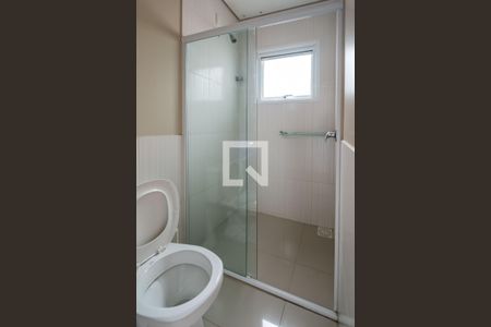 Casa à venda com 300m², 4 quartos e 10 vagasBanheiro de serviço