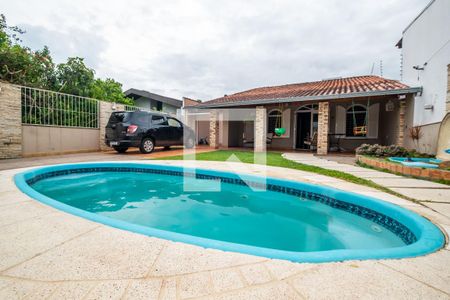 Casa à venda com 300m², 4 quartos e 10 vagasÁrea externa