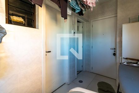 Apartamento à venda com 210m², 4 quartos e 3 vagas Apartamento à venda com 210m², 4 quartos e 3 vagasÁrea de Serviço