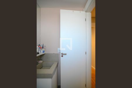 Apartamento para alugar com 64m², 2 quartos e 1 vaga Apartamento para alugar com 64m², 2 quartos e 1 vagaBanheiro da Suite