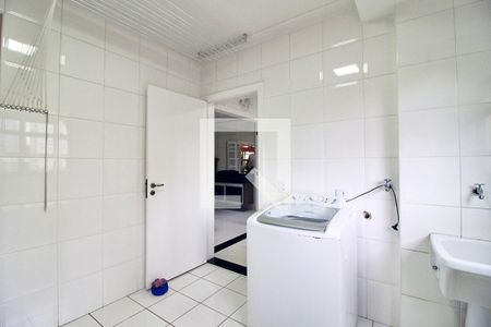 Apartamento para alugar com 212m², 3 quartos e 3 vagasÁrea de Serviço