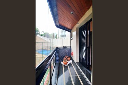 Apartamento para alugar com 212m², 3 quartos e 3 vagasVaranda da Suíte 2