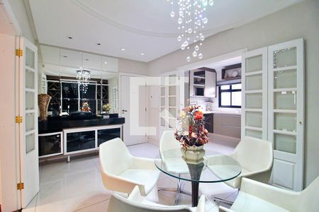 Apartamento para alugar com 212m², 3 quartos e 3 vagasCopa